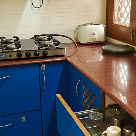 Fully Furnished Ish, Atithya Homestay With Various Amenities And Free Services In Lucknow, India Bagian luar foto